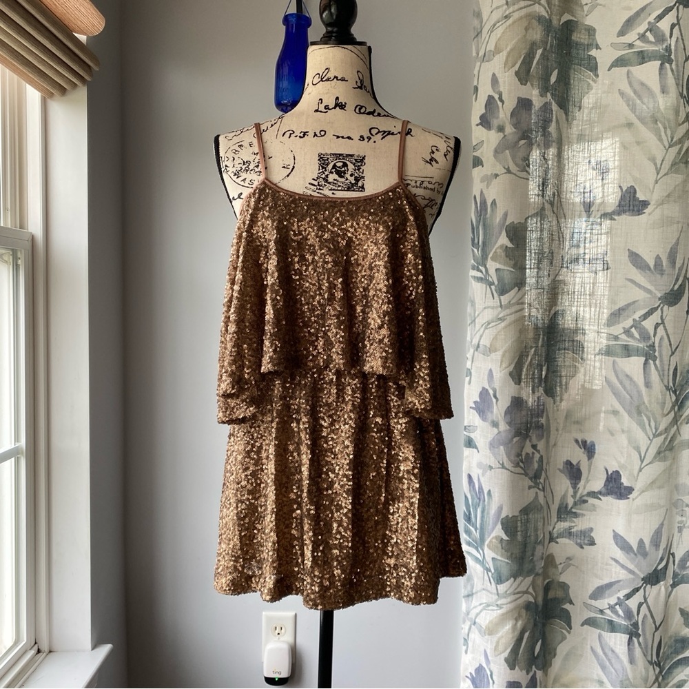 Lovers & Friends Metallic Gold Sequin Open Back Tiered Fairy Party Mini Dress xs